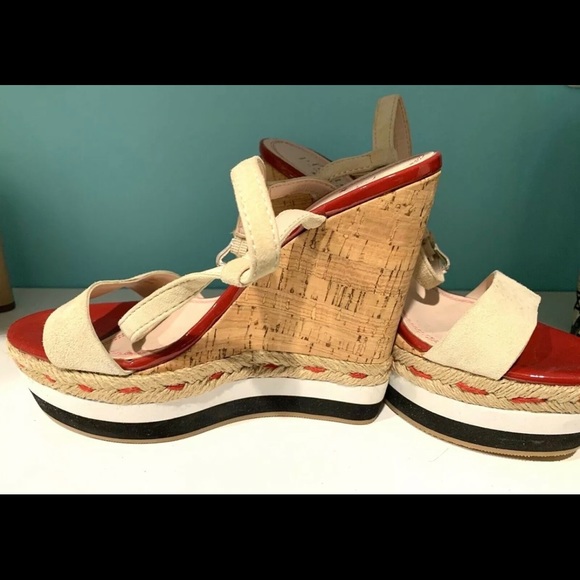 Red White and Brown Cork Wedges Shoes, size 6.5, pre-owned, good condition - Picture 3 of 4
